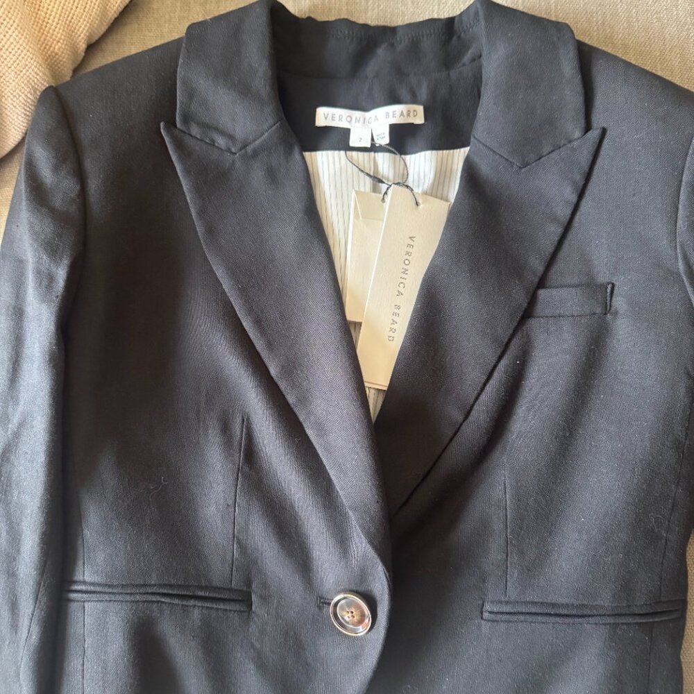 Veronica Beard girard cropped linen-blend blazer - Picture 3 of 5